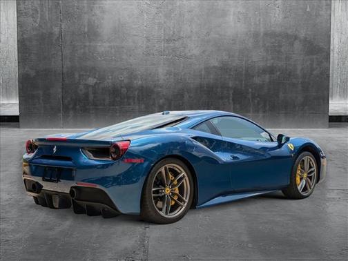 2017 Ferrari 488 GTB Coupe