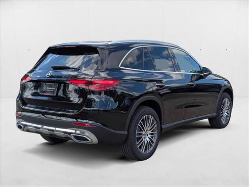 2026 Mercedes-Benz GLC 300 Base