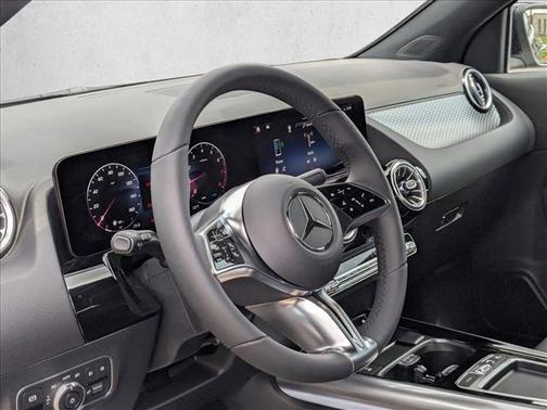 Night Black 2026 Mercedes-Benz GLA 250 4MATIC