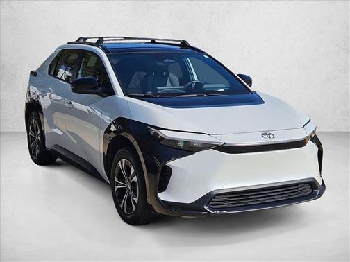 2024 Toyota bZ4X XLE