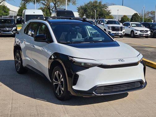 2024 Toyota bZ4X XLE