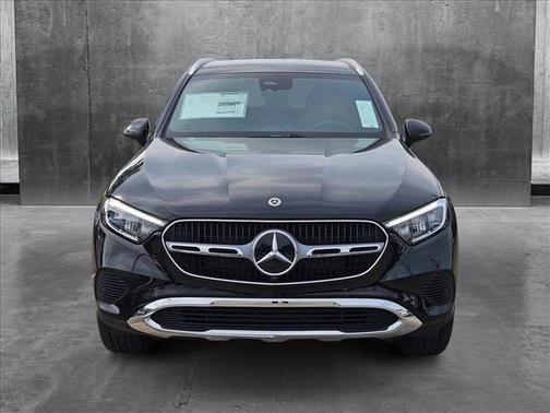 2025 Mercedes-Benz GLC 300 Base