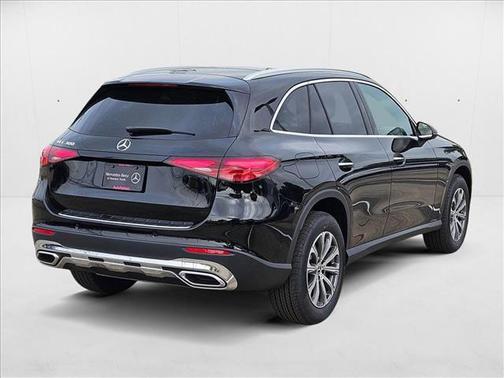2025 Mercedes-Benz GLC 300 Base
