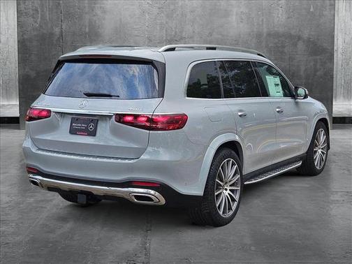 2025 Mercedes-Benz GLS 450 4MATIC