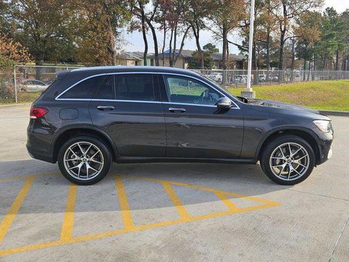 2022 Mercedes-Benz GLC 300 4MATIC