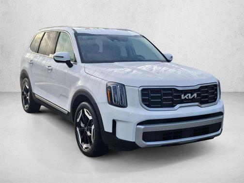 Glacial White Pearl 2025 Kia Telluride S