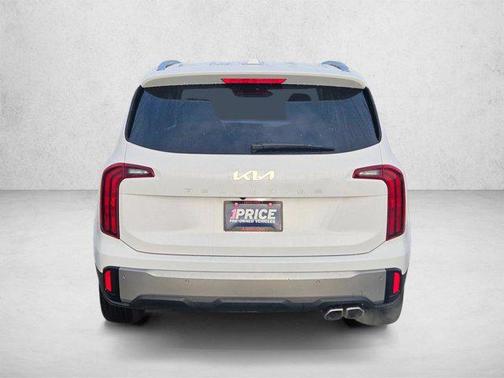Glacial White Pearl 2025 Kia Telluride S