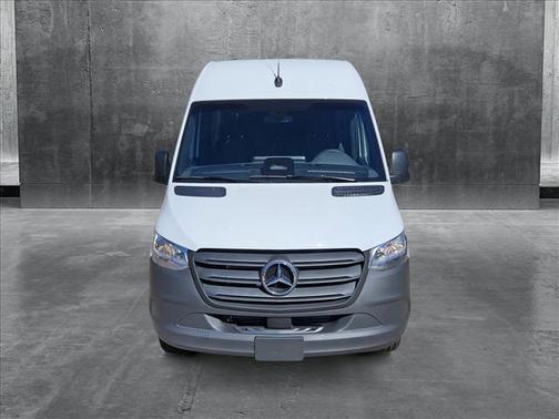 2025 Mercedes-Benz Sprinter 2500 Standard Roof