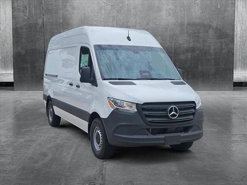 2025 Mercedes-Benz Sprinter 2500 Standard Roof