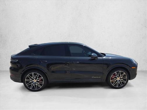 Black [Black] 2024 Porsche Cayenne S