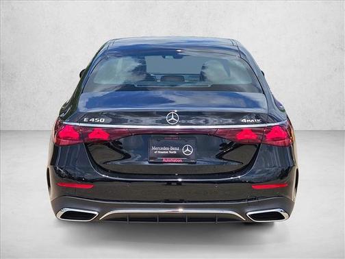 Obsidian Black Metallic 2026 Mercedes-Benz E-Class 4MATIC