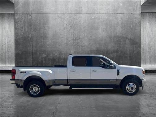 2022 Ford F-350 Lariat