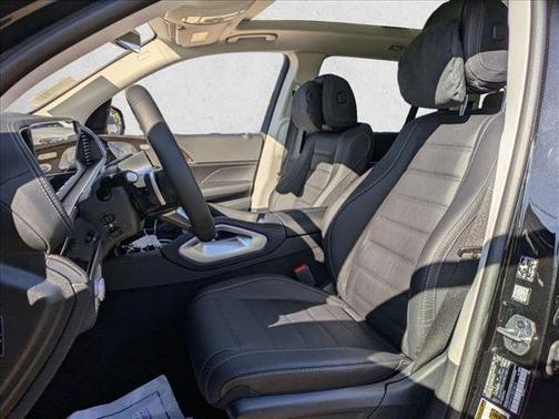 2026 Mercedes-Benz GLS 450 4MATIC