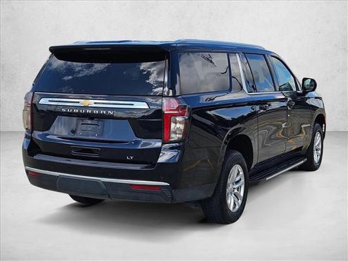 Midnight Blue Metallic 2024 Chevrolet Suburban LT