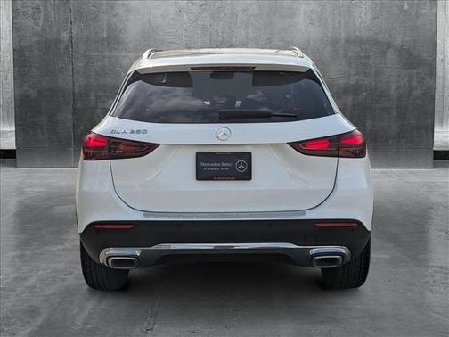 2025 Mercedes-Benz GLA 250 Base