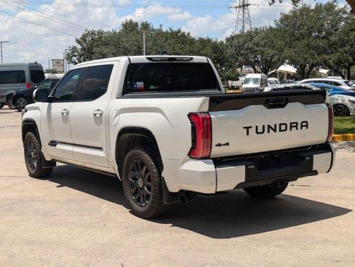 2024 Toyota Tundra Hybrid Platinum