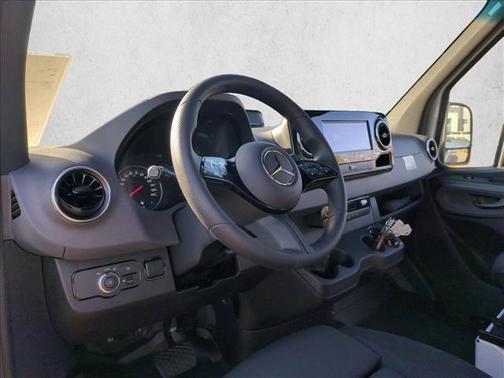 2026 Mercedes-Benz Sprinter 2500 Standard Roof