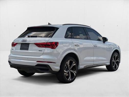 Glacier White Metallic 2024 Audi Q3 45 S line Premium Plus