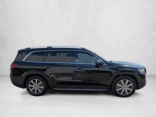 2022 Mercedes-Benz GLS 450 4MATIC