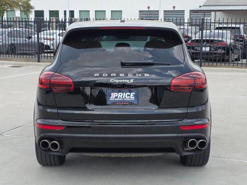 Jet Black Metallic 2017 Porsche Cayenne Cayenne S E-Hybrid