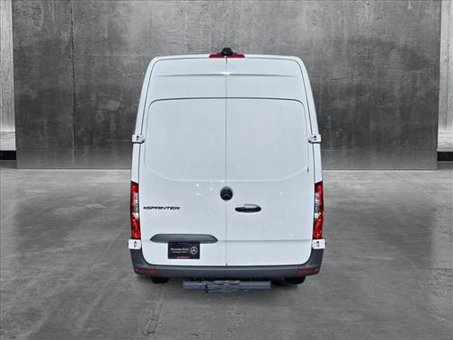 2024 Mercedes-Benz Sprinter 2500 High Roof