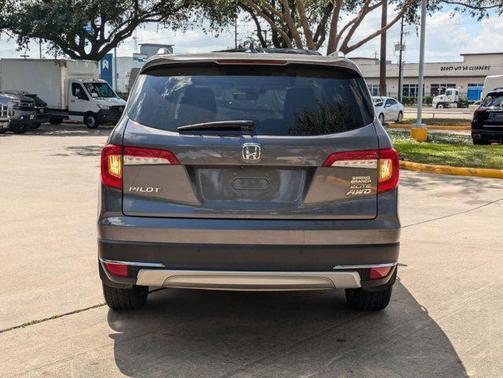 2020 Honda Pilot AWD Elite