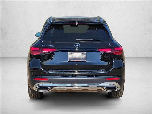 2026 Mercedes-Benz GLC 300 Base