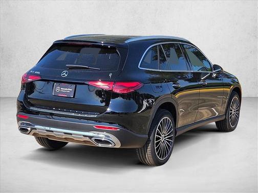 2026 Mercedes-Benz GLC 300 Base