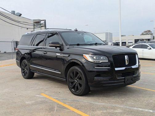 2022 Lincoln Navigator Reserve