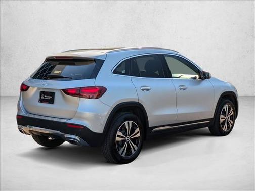 2025 Mercedes-Benz GLA 250 4MATIC