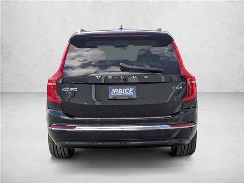 2025 Volvo XC90 Plug-In Hybrid T8 Ultra 7-Seater