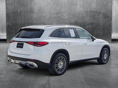 2025 Mercedes-Benz GLC 300 Base