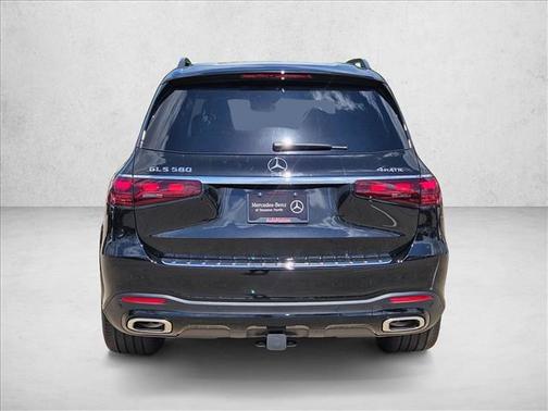 Obsidian Black Metallic 2026 Mercedes-Benz GLS 580 4MATIC
