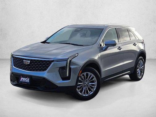 Argent Silver Metallic 2025 Cadillac XT4 Premium Luxury