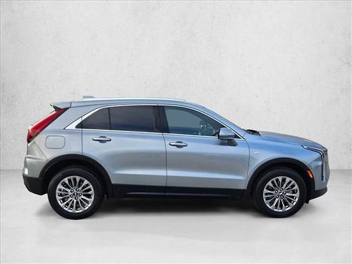 Argent Silver Metallic 2025 Cadillac XT4 Premium Luxury