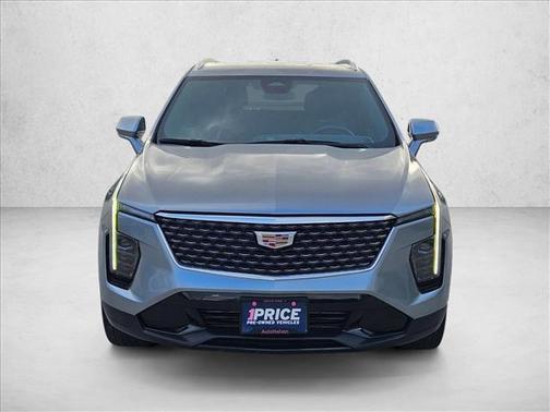 Argent Silver Metallic 2025 Cadillac XT4 Premium Luxury