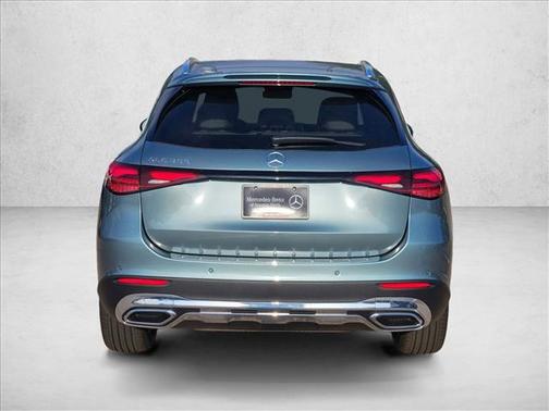 Verde Silver Metallic 2026 Mercedes-Benz GLC 300 Base
