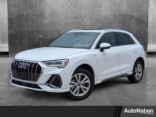 2024 Audi Q3 Premium 45 TFSI S line quattro Tiptronic
