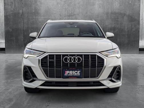 2024 Audi Q3 Premium 45 TFSI S line quattro Tiptronic