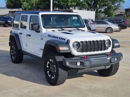 Bright White Clearcoat 2025 Jeep Wrangler Rubicon