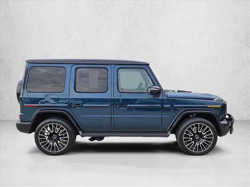 MANUFAKTUR Sea Blue Metallic 2026 Mercedes-Benz AMG G 63 AMG G 63