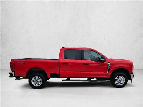 Race Red 2025 Ford F-250 XLT