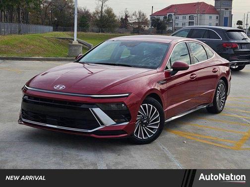 2025 Hyundai SONATA Hybrid SE