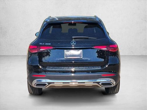 2026 Mercedes-Benz GLC 300 Base