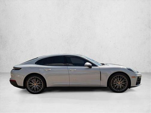 2024 Porsche Panamera RWD