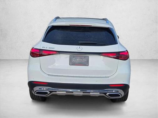 2026 Mercedes-Benz GLC 300 Base