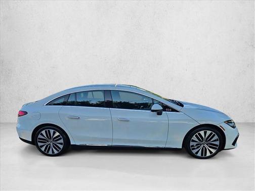 Polar White 2023 Mercedes-Benz EQE 350 4MATIC+