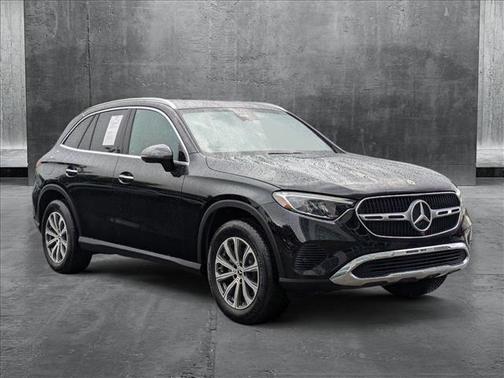 2025 Mercedes-Benz GLC 300 Base