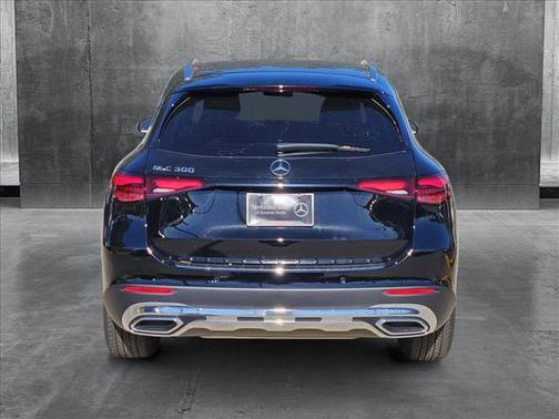2025 Mercedes-Benz GLC 300 Base