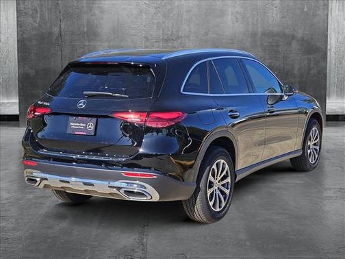 2025 Mercedes-Benz GLC 300 Base